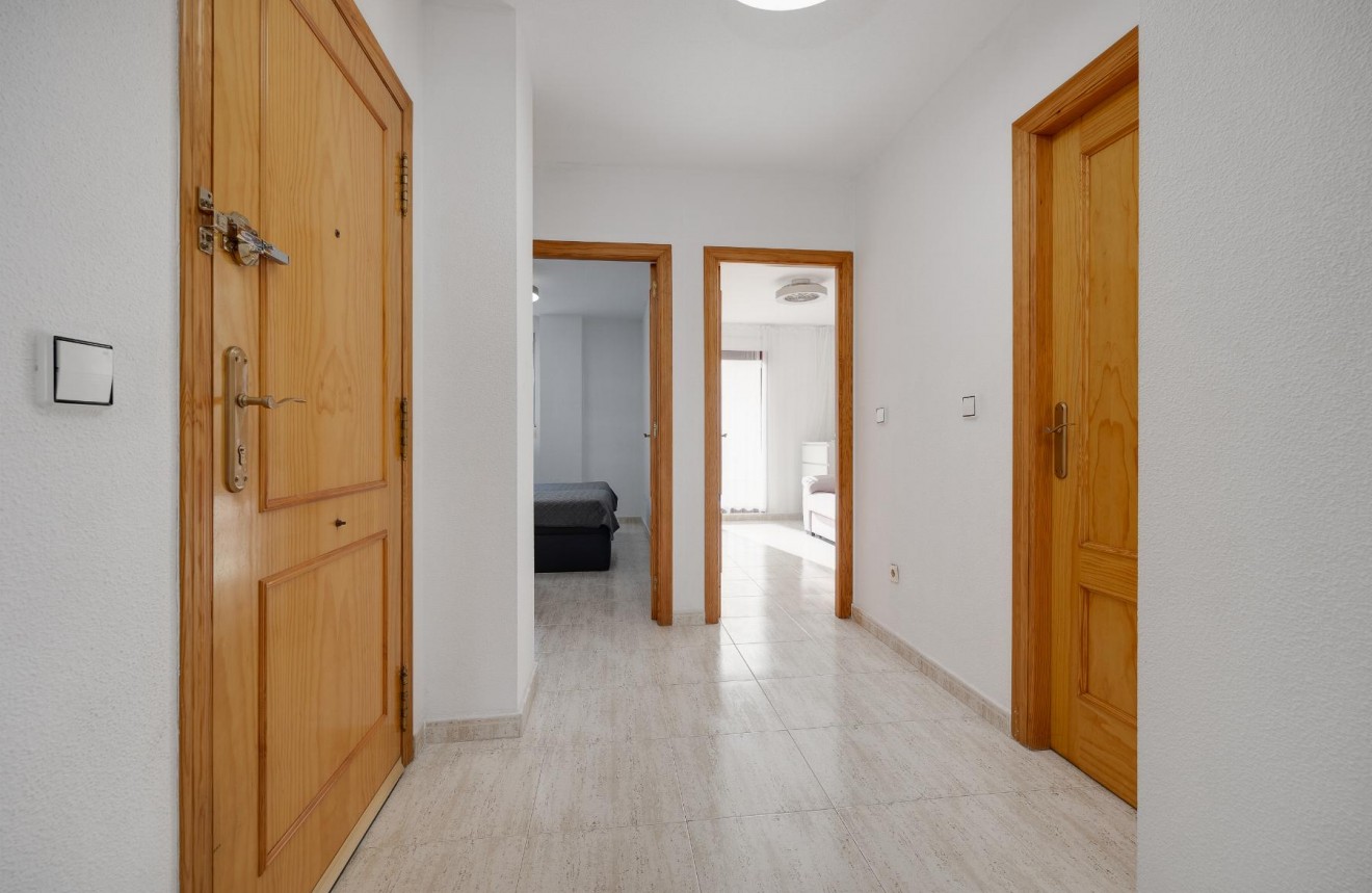 Segunda mano - Apartamento / piso -
Torrevieja - Costa Blanca