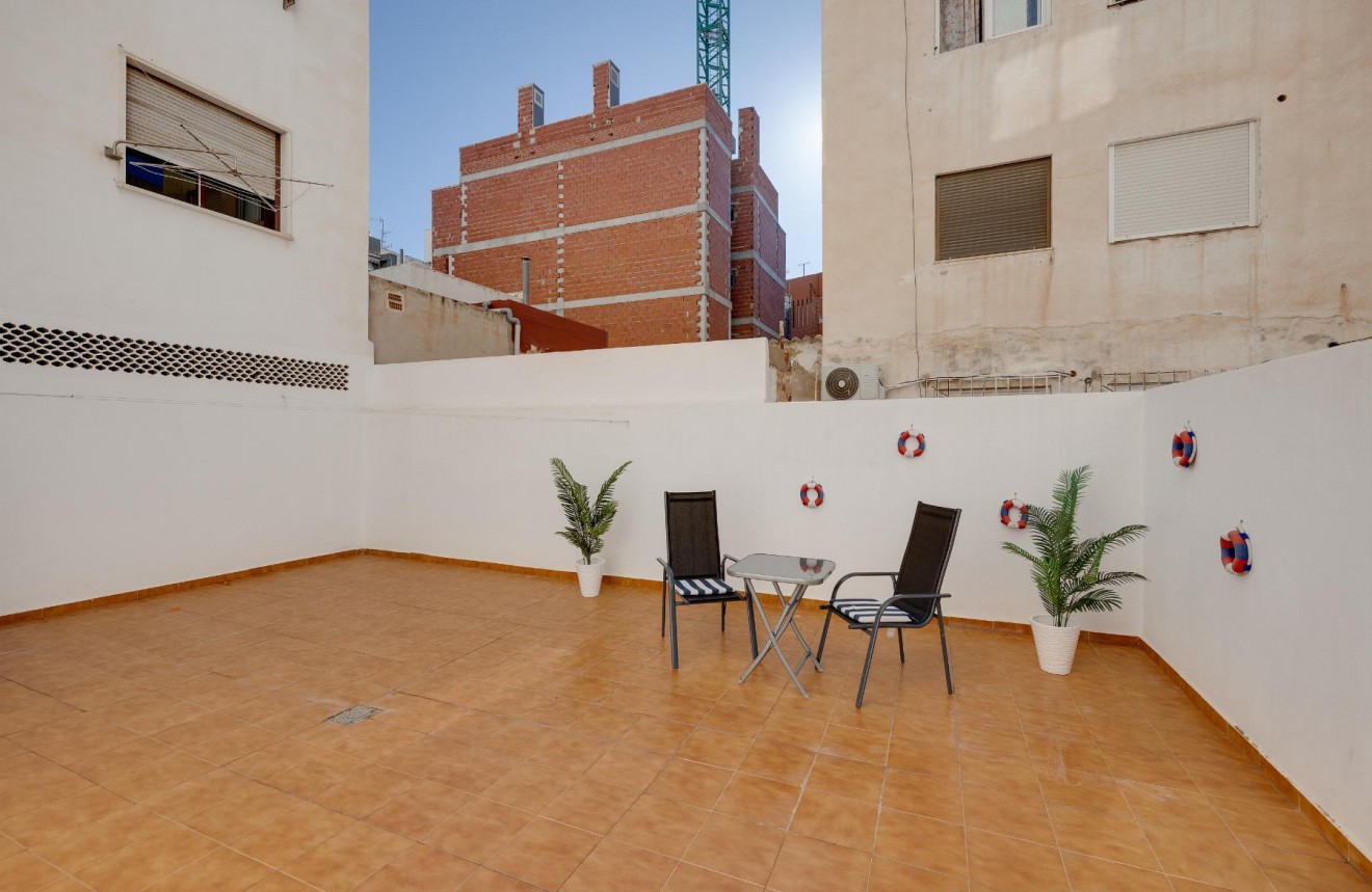 Segunda mano - Apartamento / piso -
Torrevieja - Costa Blanca