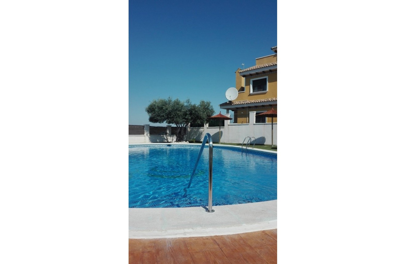 Tweedehands - Chalet -
Ciudad Quesada - Costa Blanca