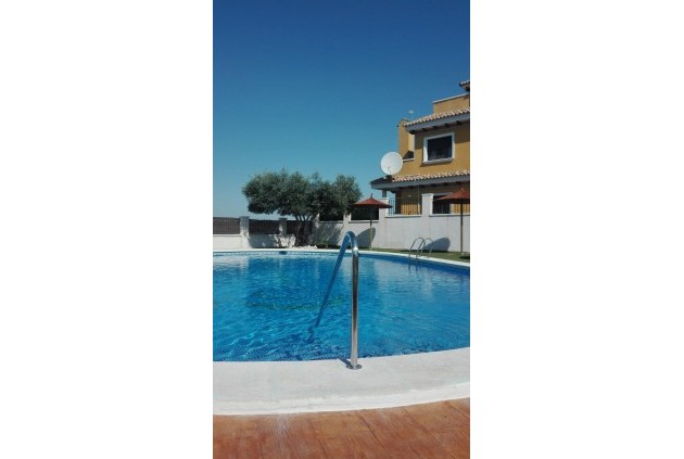 Tweedehands - Chalet -
Ciudad Quesada - Costa Blanca