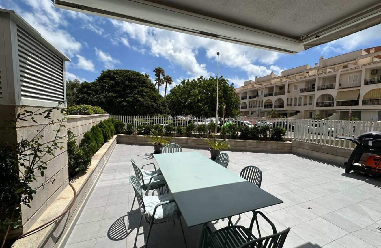 Resale - Apartment / flat -
Torrevieja - La Mata