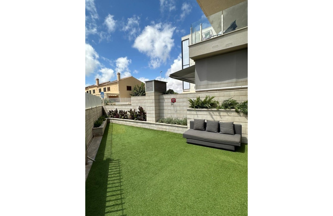 Resale - Apartment / flat -
Torrevieja - La Mata