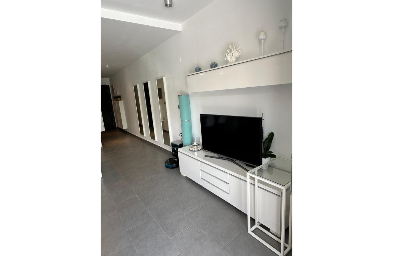 Resale - Apartment / flat -
Torrevieja - La Mata