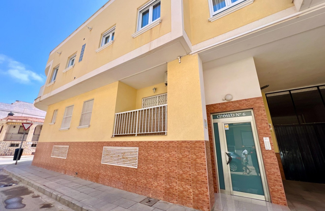 Resale - Penthouse -
Torrevieja - Playa de los Locos