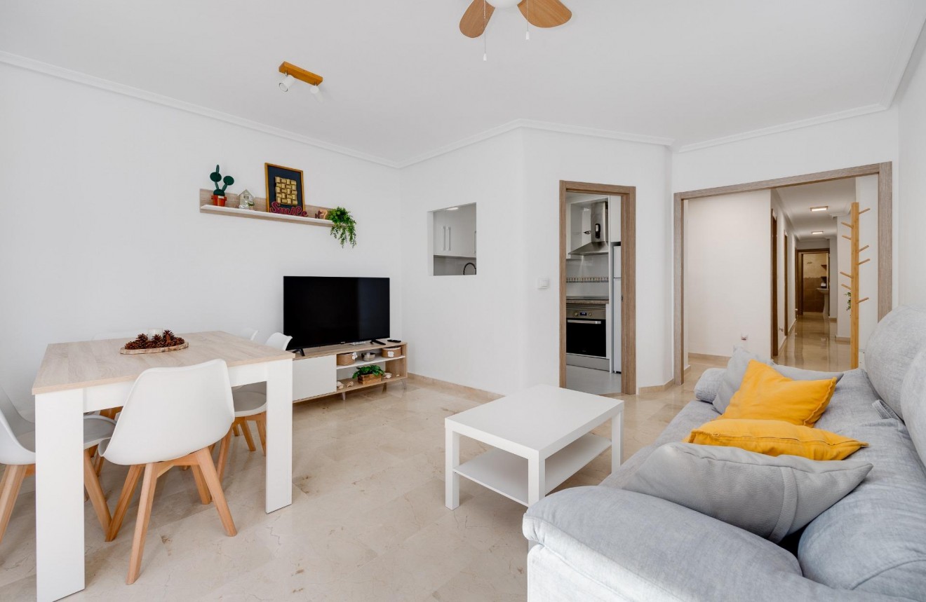 Aus zweiter Hand - Wohnung -
Torrevieja - Playa del Cura