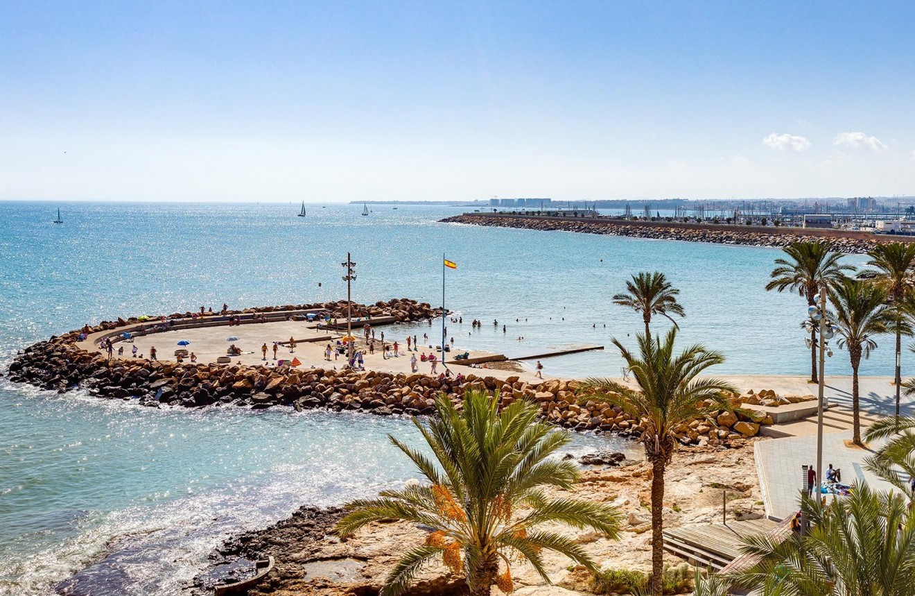 Aus zweiter Hand - Wohnung -
Torrevieja - Playa del Cura