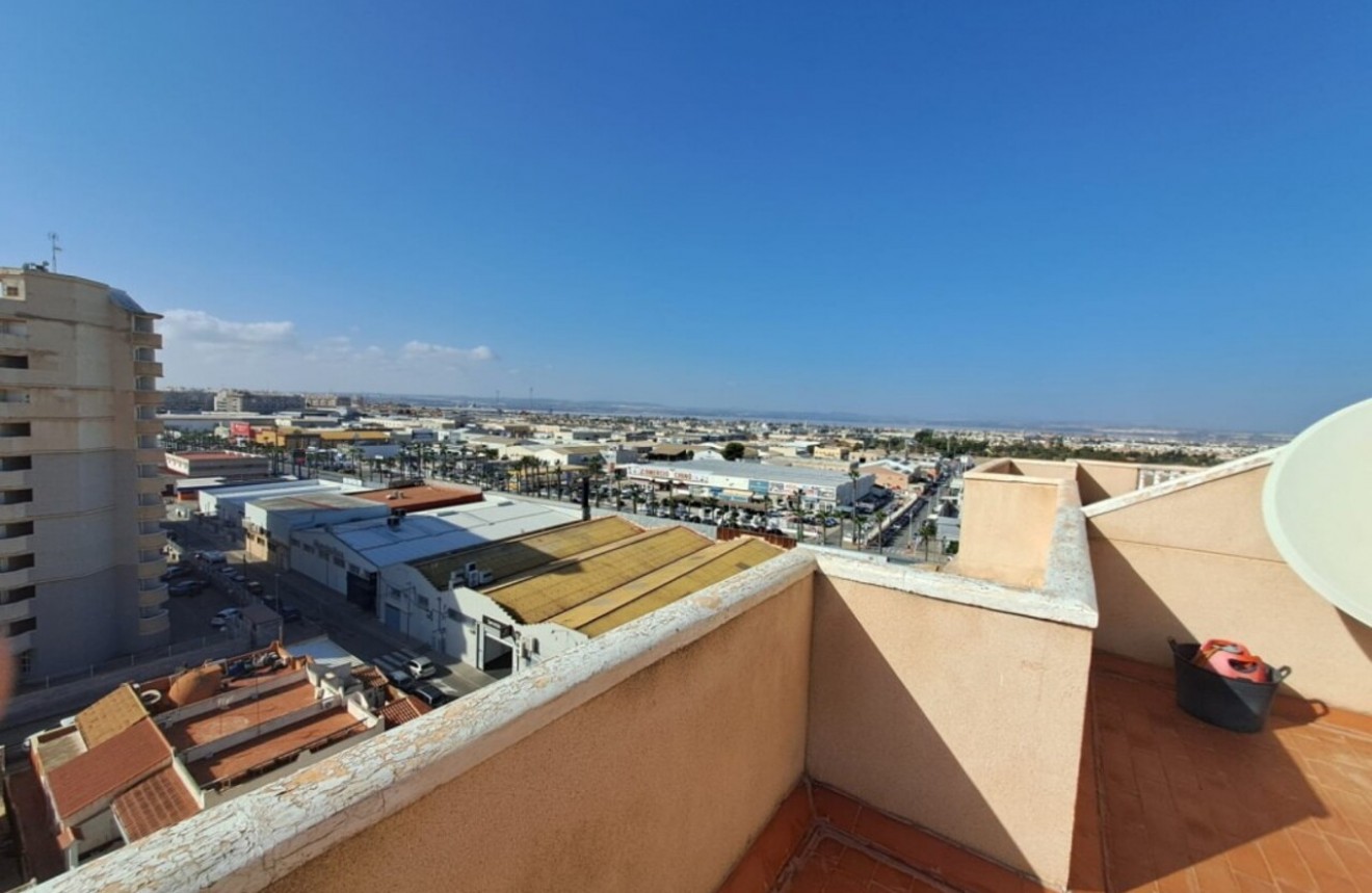 Tweedehands - Appartement / flat -
Torrevieja - Costa Blanca