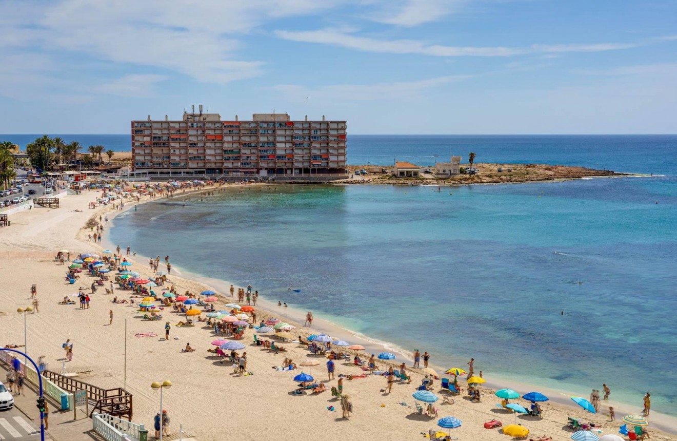 Z drugiej ręki - Szalet -
Torrevieja - Playa de los Locos