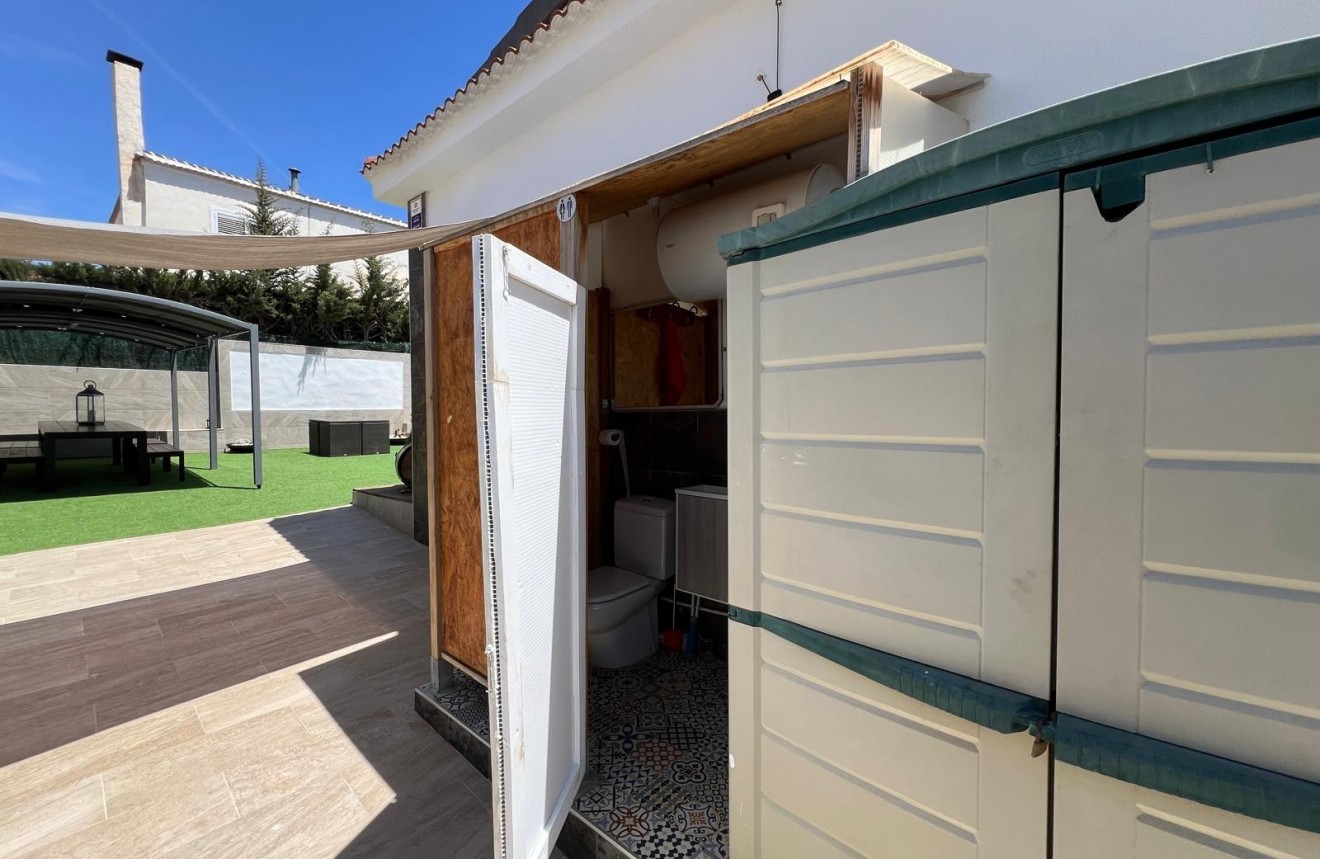 Aus zweiter Hand - Chalet -
Torrevieja - Los Balcones