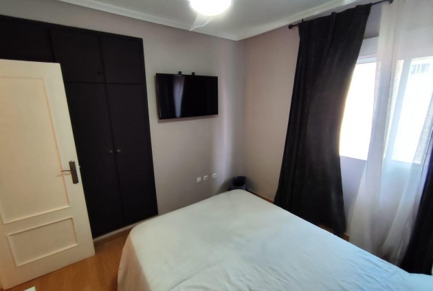 Segunda mano - Apartamento / piso -
Torrevieja - Nueva Torrevieja