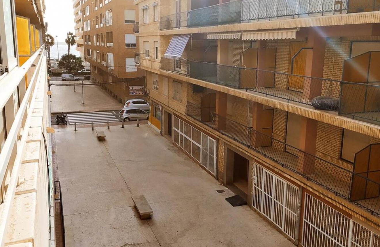 Segunda mano - Apartamento / piso -
Torrevieja - Acequion