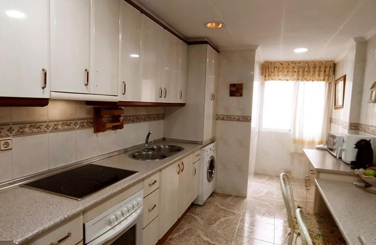 Segunda mano - Apartamento / piso -
Torrevieja - Acequion