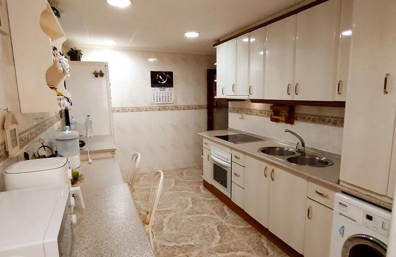 Segunda mano - Apartamento / piso -
Torrevieja - Acequion