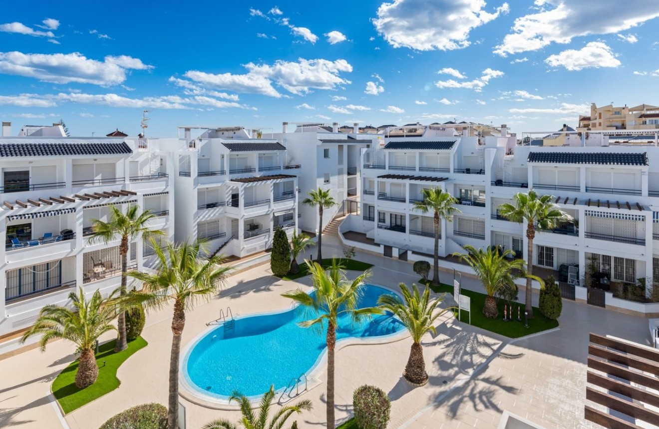 Tweedehands - Appartement / flat -
Torrevieja - Costa Blanca