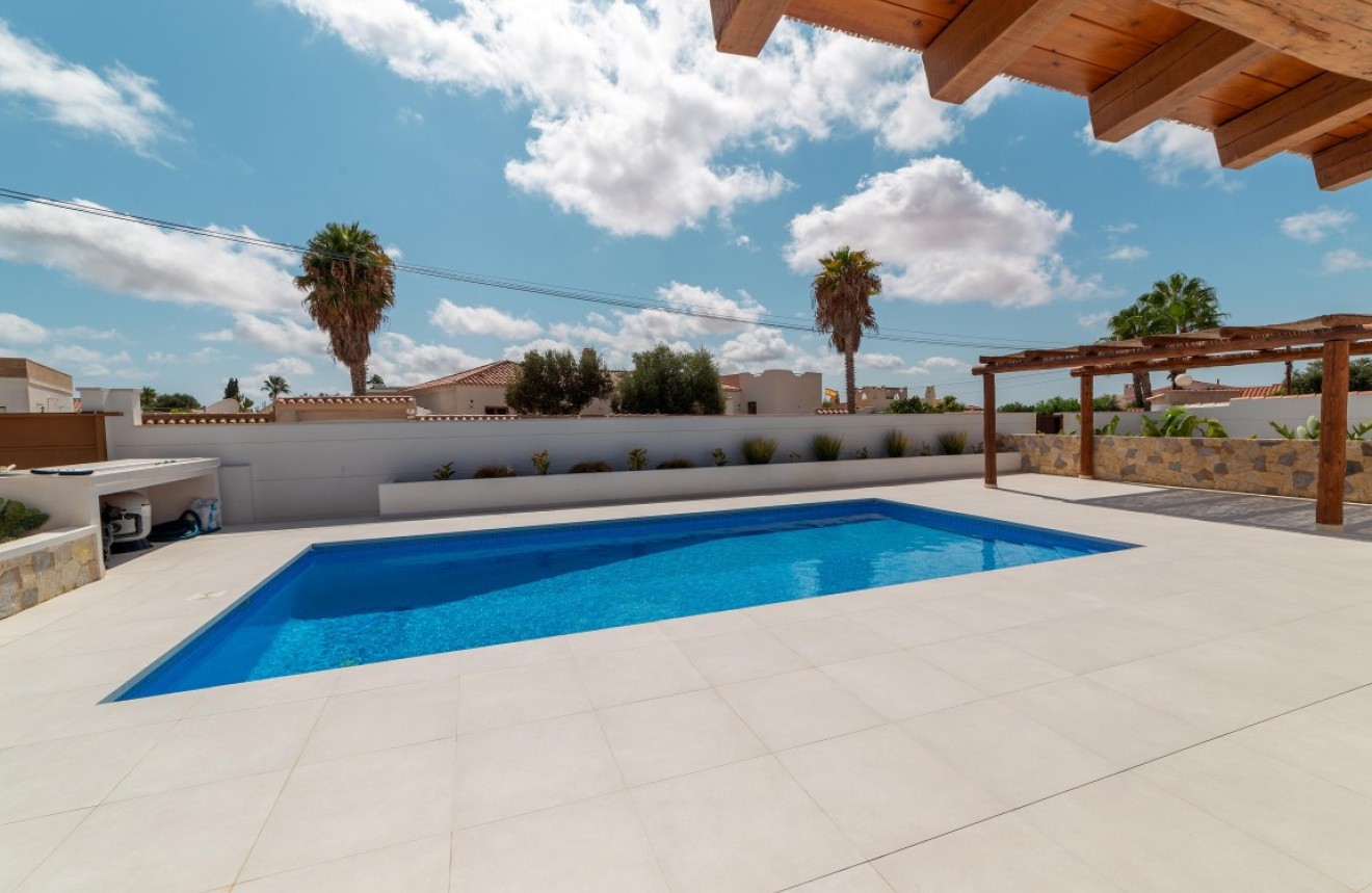 Segunda mano - Chalet -
Torrevieja - Costa Blanca