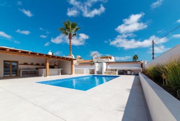 Segunda mano - Chalet -
Torrevieja - Costa Blanca