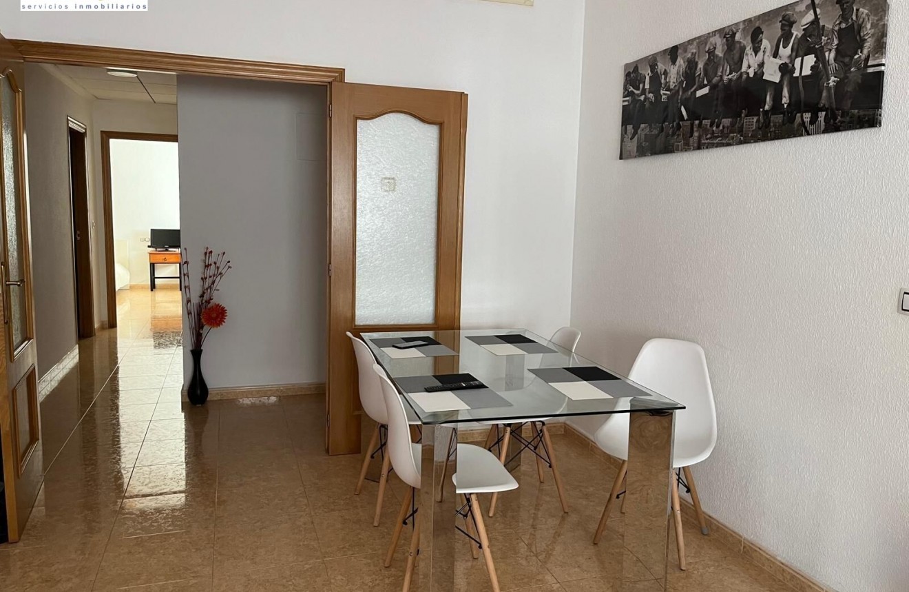 Aus zweiter Hand - Wohnung -
Almoradí