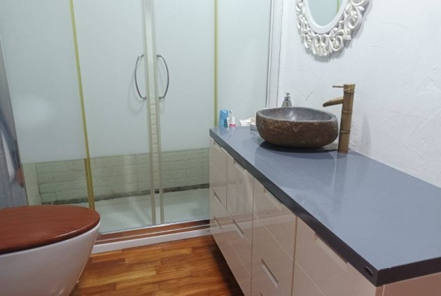 Resale - Apartment / flat -
Almoradí