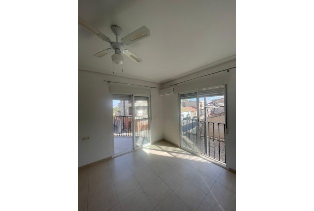 Resale - Apartment / flat -
Algorfa - Algorfa - Village