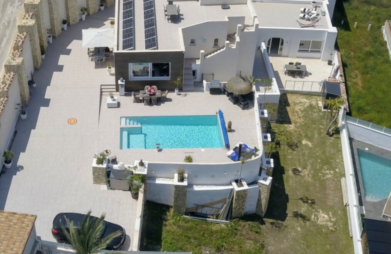 Resale - Chalet -
Ciudad Quesada - Costa Blanca