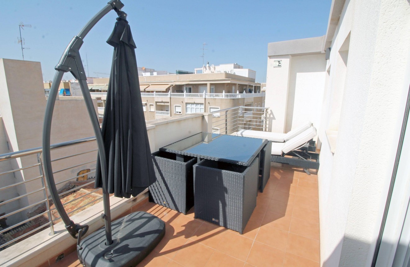 Segunda mano - Ático -
Torrevieja - Los Balcones