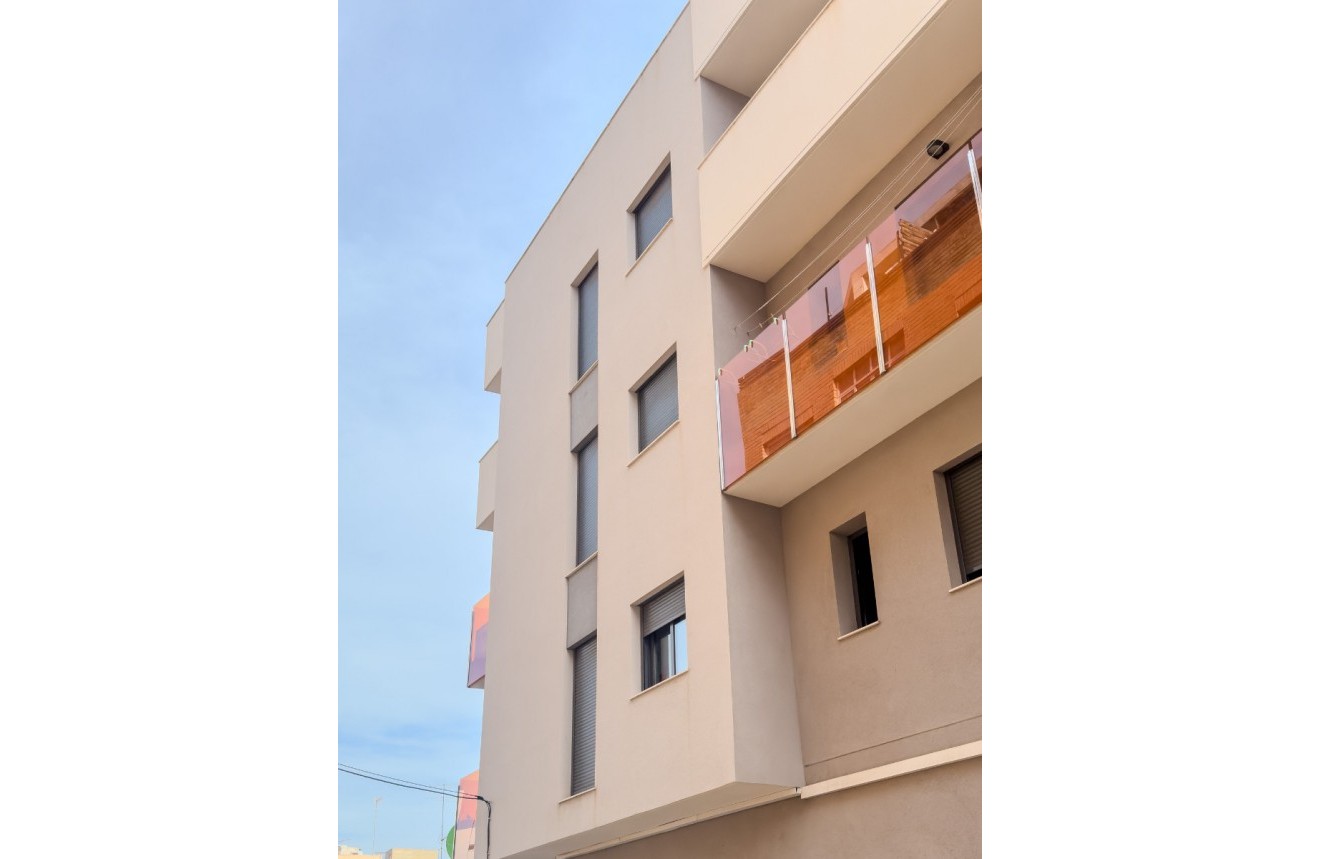 Resale - Apartment / flat -
Torrevieja - Costa Blanca