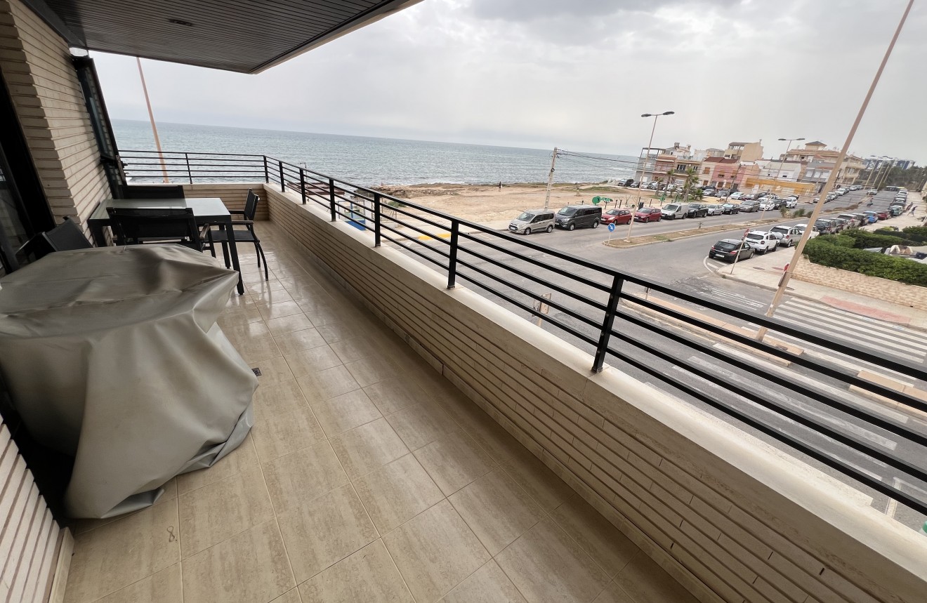 Tweedehands - Appartement / flat -
Torrevieja - Costa Blanca