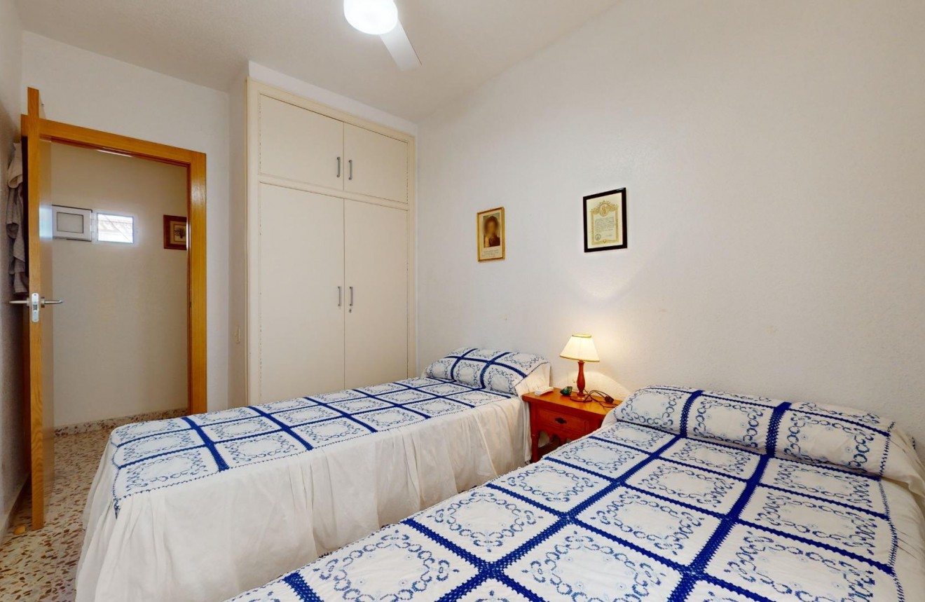 Aus zweiter Hand - Wohnung -
Torrevieja - Playa del Cura