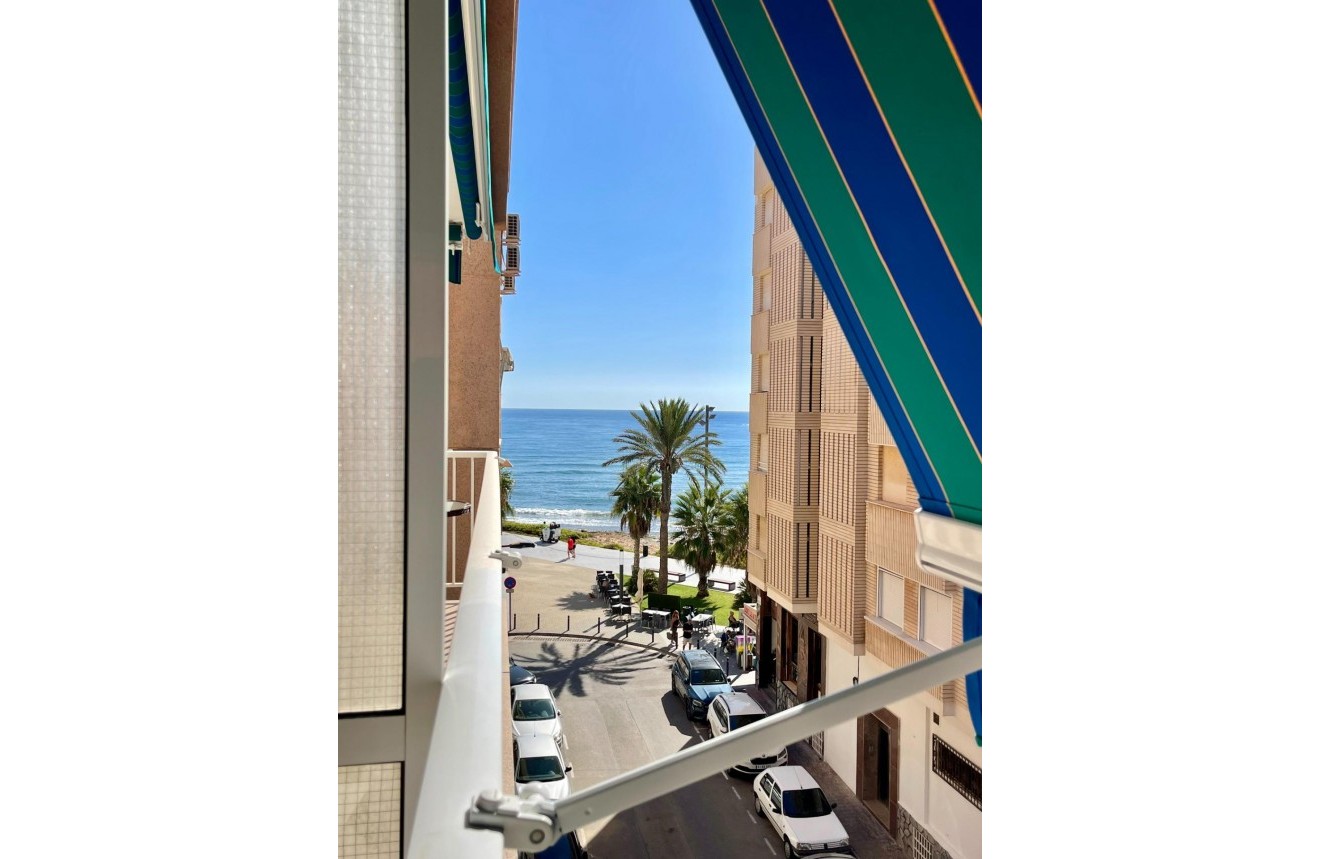 Aus zweiter Hand - Wohnung -
Torrevieja - Playa del Cura