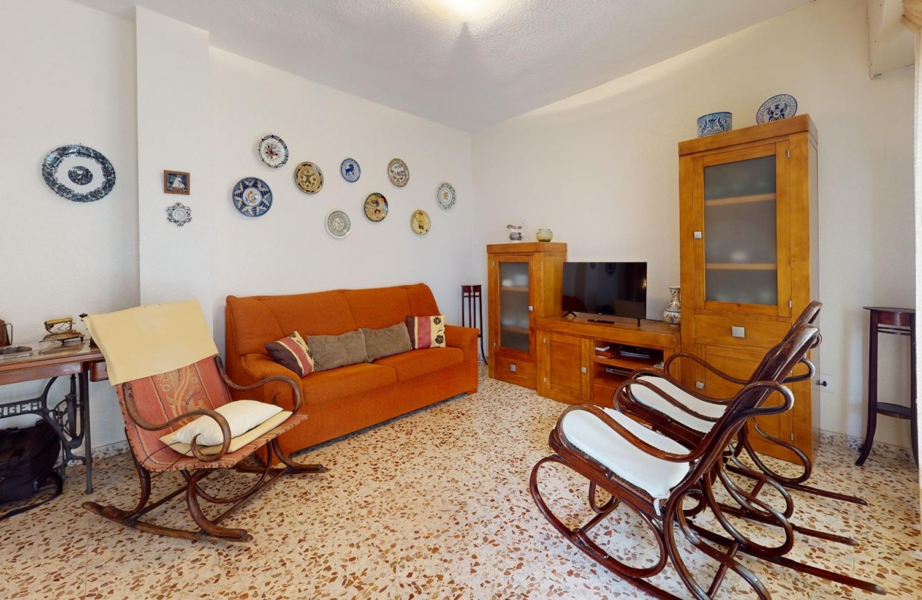 Aus zweiter Hand - Wohnung -
Torrevieja - Playa del Cura