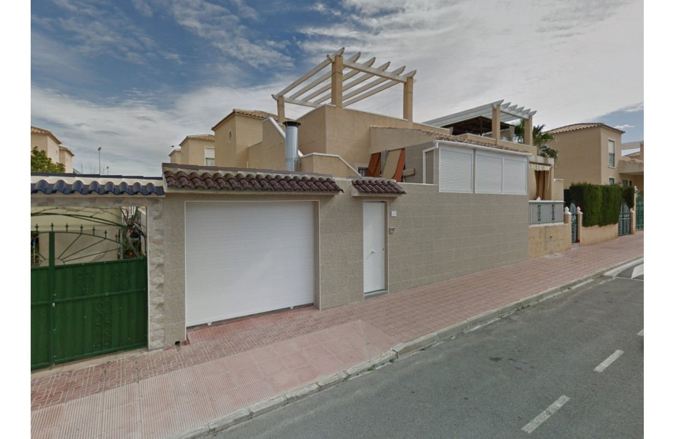 Aus zweiter Hand - Chalet -
Torrevieja - Costa Blanca