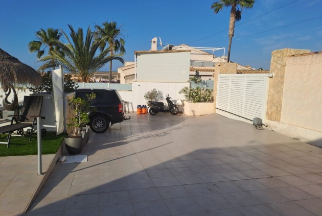 Resale - Chalet -
Ciudad Quesada - Costa Blanca