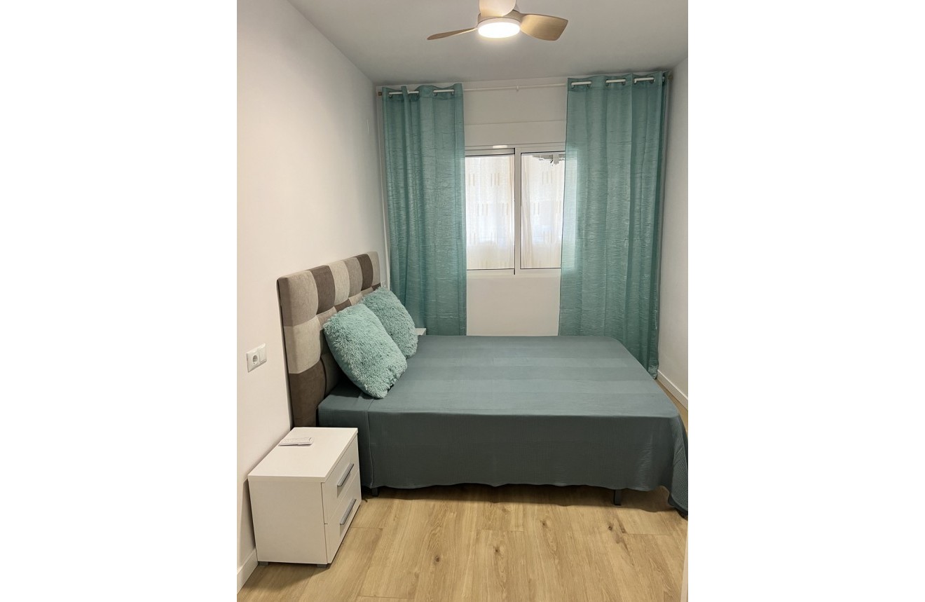 Aus zweiter Hand - Wohnung -
Torrevieja - Centro