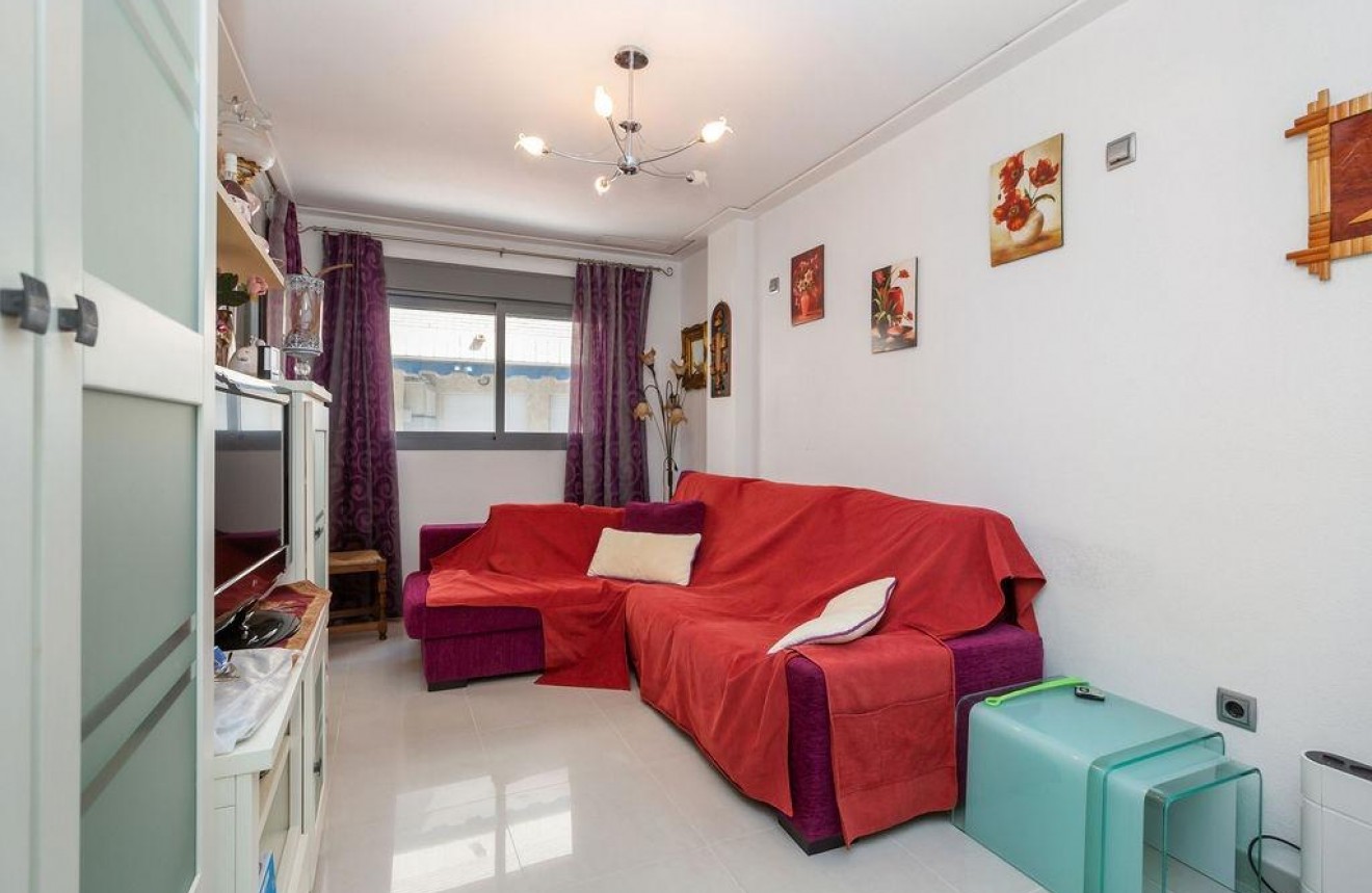 Aus zweiter Hand - Wohnung -
Torrevieja - La Mata