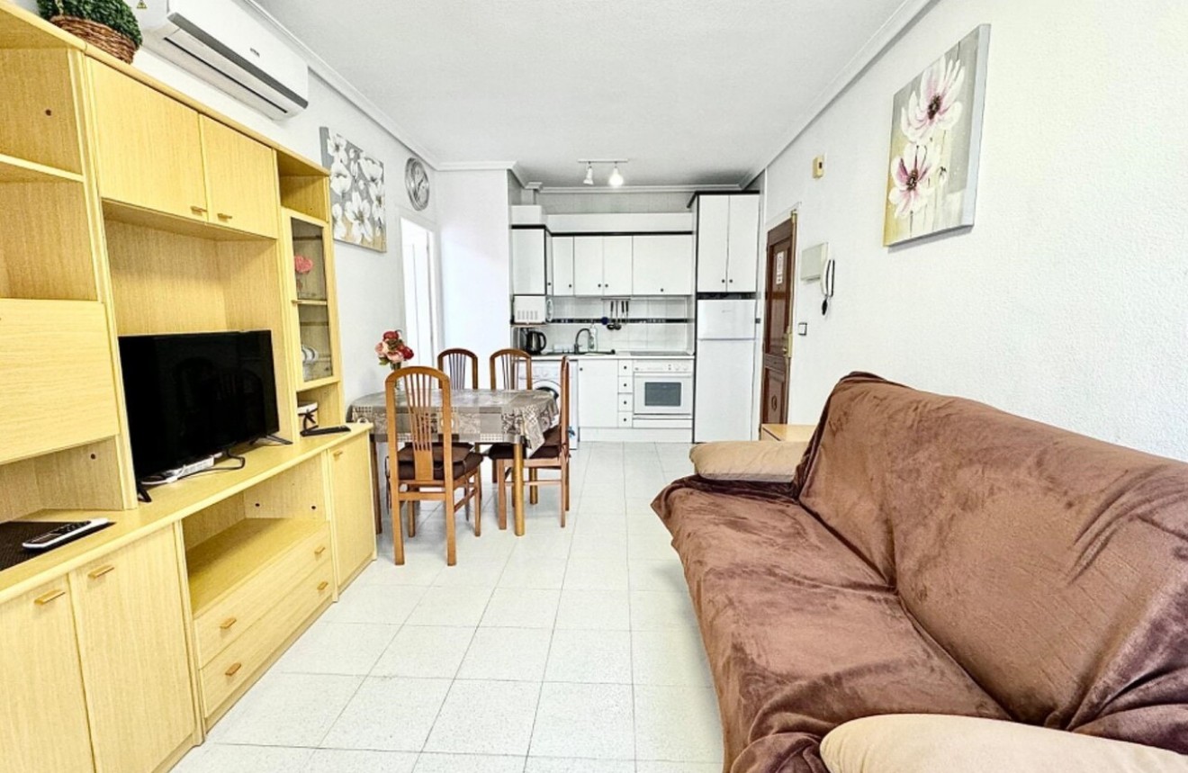 Segunda mano - Apartamento / piso -
Torrevieja - Costa Blanca