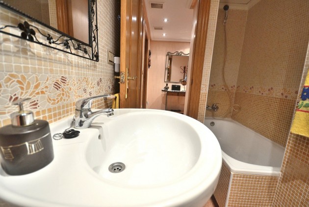 Resale - Penthouse -
Torrevieja - Playa del Cura