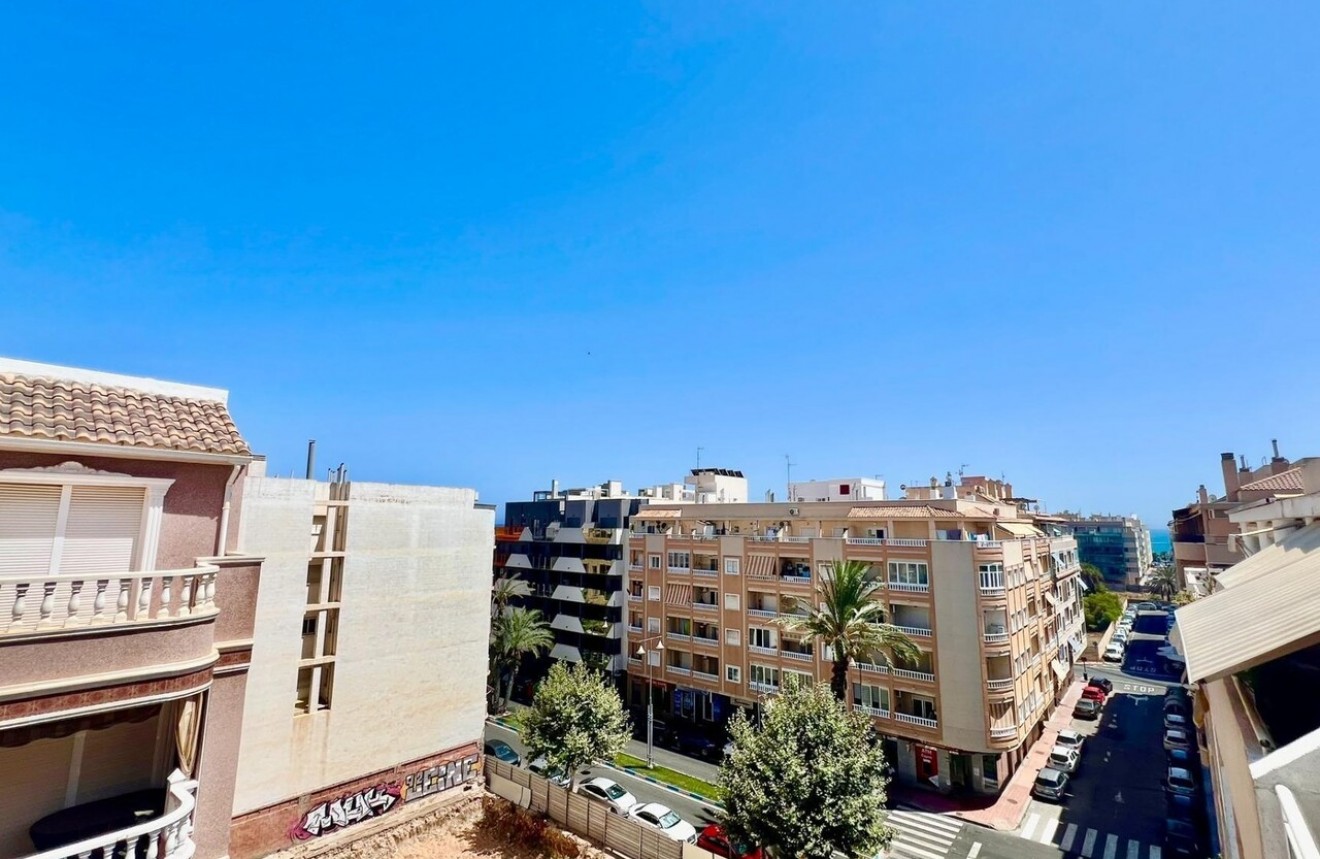 Segunda mano - Apartamento / piso -
Torrevieja - Costa Blanca