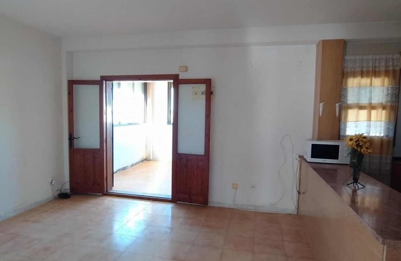 Resale - Apartment / flat -
Torrevieja - La Mata