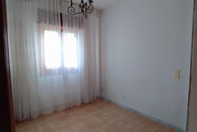 Resale - Apartment / flat -
Torrevieja - La Mata