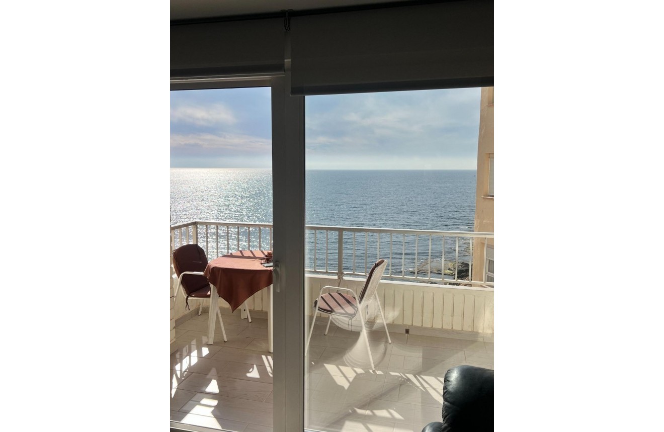 Tweedehands - Appartement / flat -
Torrevieja - Playa del Cura