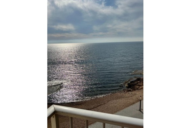 Tweedehands - Appartement / flat -
Torrevieja - Playa del Cura