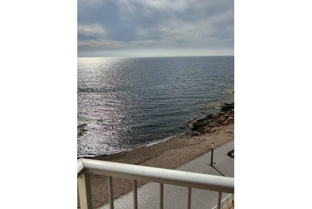 Tweedehands - Appartement / flat -
Torrevieja - Playa del Cura