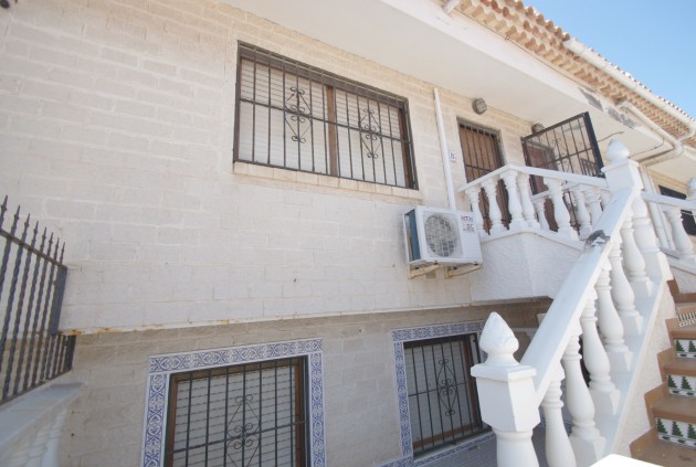 Tweedehands - Bungalow -
La Mata - Costa Blanca