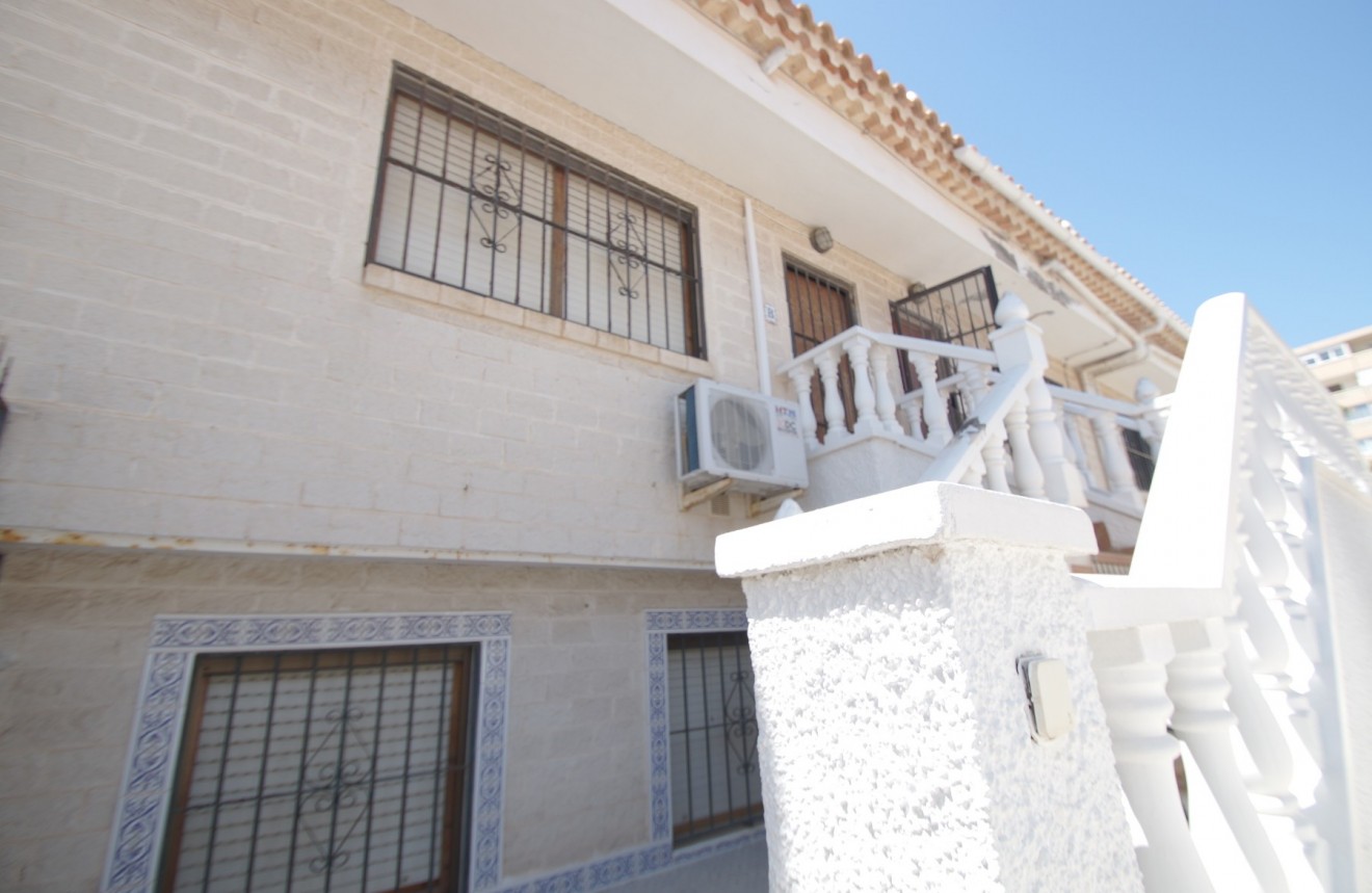 Tweedehands - Bungalow -
La Mata - Costa Blanca