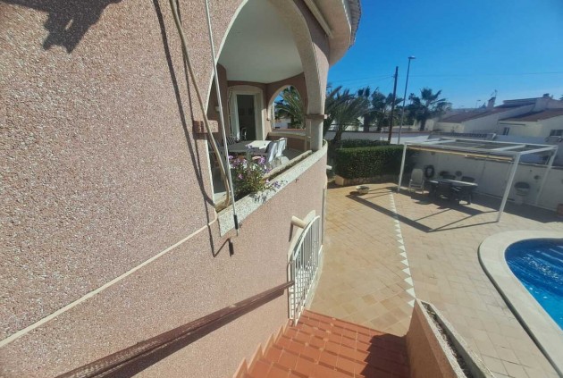 Segunda mano - Chalet -
Ciudad Quesada - Costa Blanca