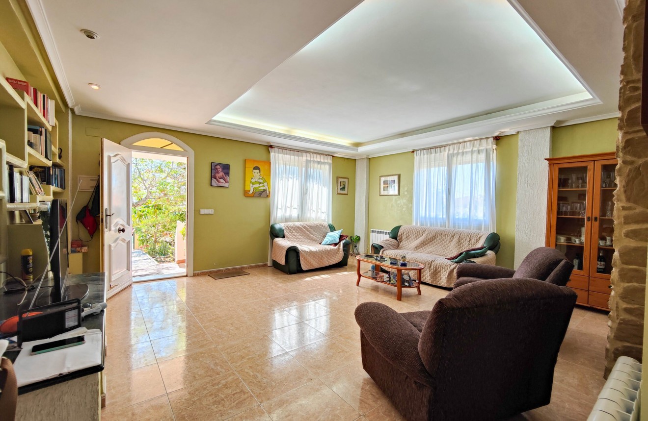 Segunda mano - Chalet -
Torrevieja - Costa Blanca