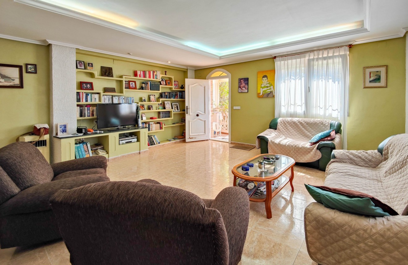 Segunda mano - Chalet -
Torrevieja - Costa Blanca