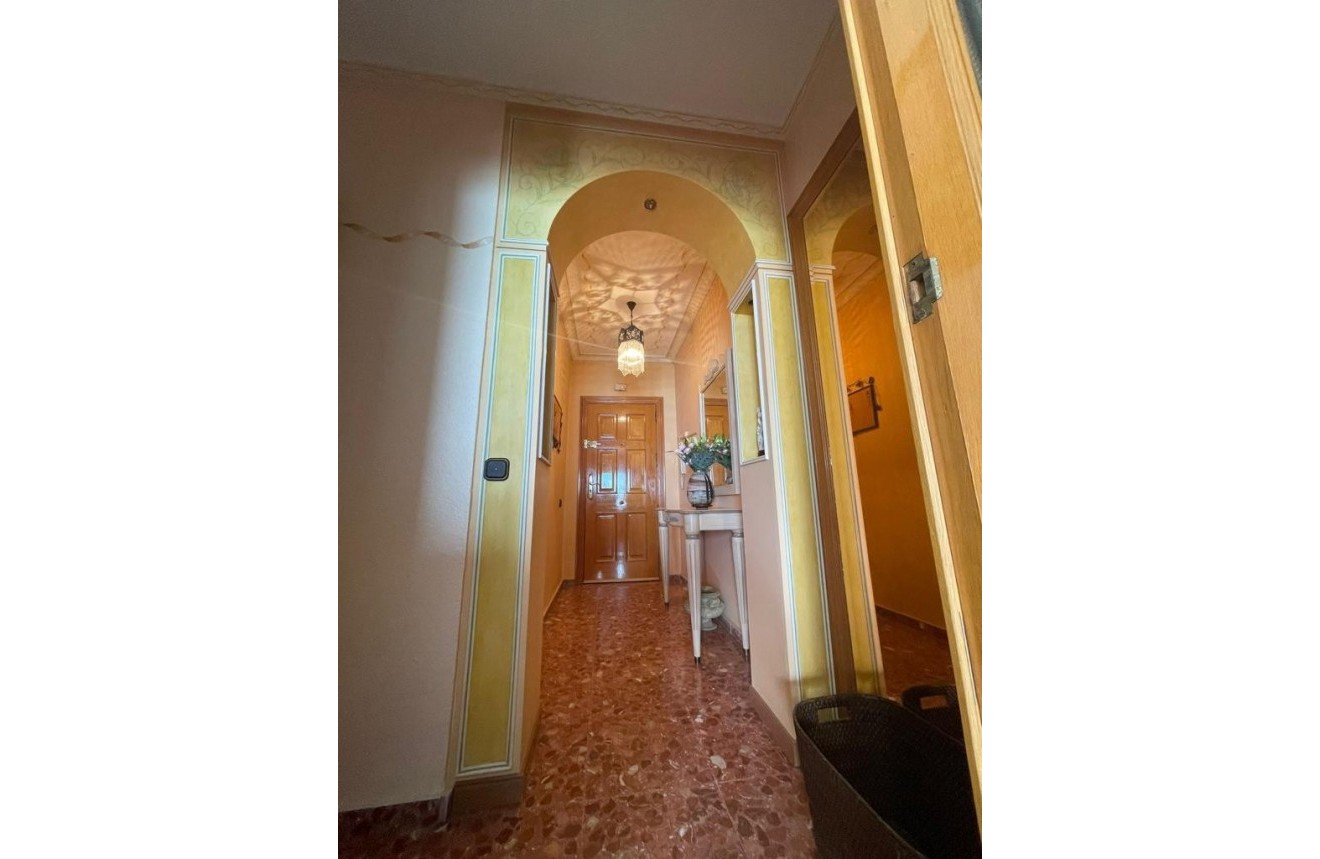 Resale - Apartment / flat -
Torrevieja - Costa Blanca