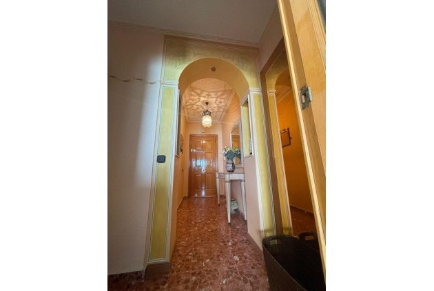 Resale - Apartment / flat -
Torrevieja - Costa Blanca