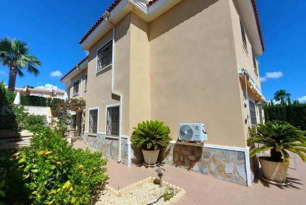 Segunda mano - Chalet -
Ciudad Quesada - Costa Blanca